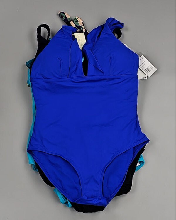 Фотография  927 - Купальники Nordstrom 124#2,3 кг, ЛОТ №8488 оптом в Анадыри и Чукотском АО