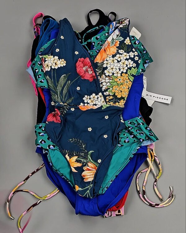 Фотография  421 - Купальники Nordstrom 124#2,5 кг, ЛОТ №8489 оптом в Анадыри и Чукотском АО