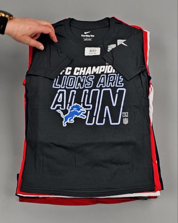 Фотография  660 - KIDS NIKE CAN 084#5 кг, ЛОТ №8502 оптом в Анадыри и Чукотском АО