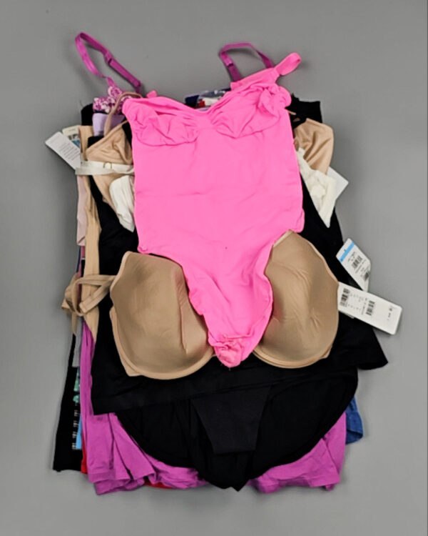 Фотография  955 - Купальники Nordstrom 124#2,8 кг, ЛОТ №8490 оптом в Анадыри и Чукотском АО