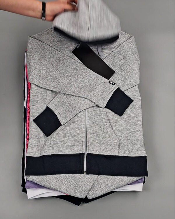 Фотография  979 - Спортивные костюмы  AD83#10 шт, ЛОТ №8638 оптом в Анадыри и Чукотском АО