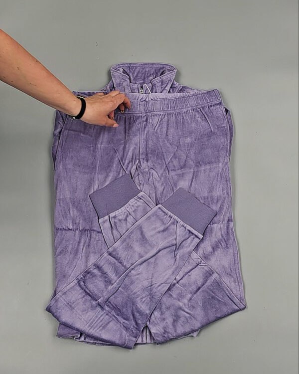 Фотография  304 - Спортивные костюмы  AD83#10 шт, ЛОТ №8642 оптом в Анадыри и Чукотском АО