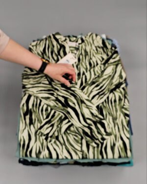 Фотография  524 - ONLY Summer mix 045#15 кг, ЛОТ №8514 оптом в Анадыри и Чукотском АО