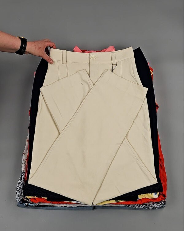 Фотография  217 - England Cream Summer#100 кг, ЛОТ № ВК0072 оптом в Анадыри и Чукотском АО