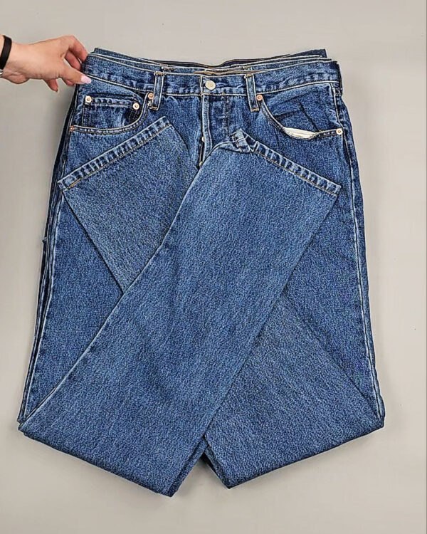 Фотография  228 - Джинсы LEVIS муж #6,3 кг, ЛОТ №8759 оптом в Анадыри и Чукотском АО