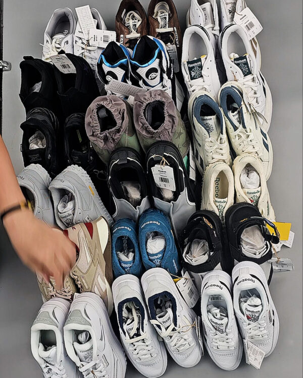 Фотография  715 - Кроссовки Reebok#23 шт, ЛОТ №8896 оптом в Анадыри и Чукотском АО