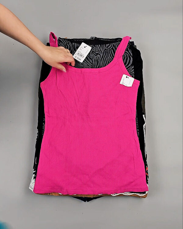 Фотография  671 - Летний микс CALZEDONIA, 50 шт, ЛОТ №8857 оптом в Анадыри и Чукотском АО