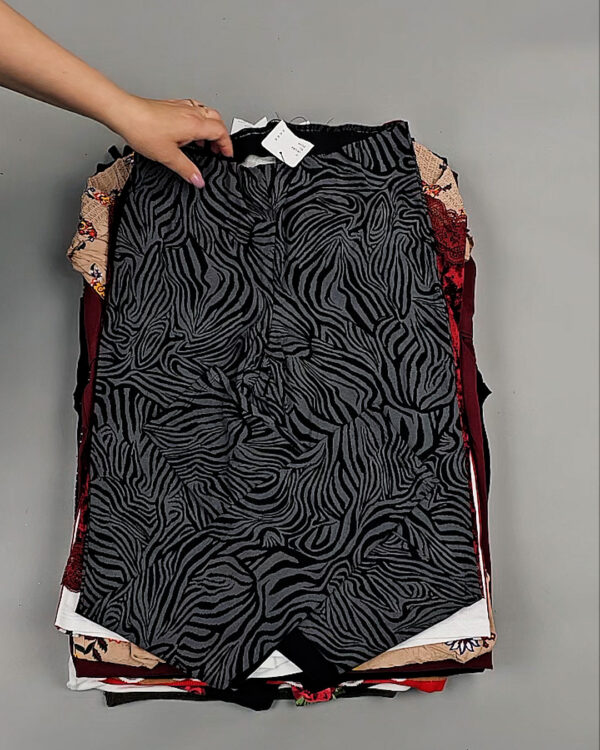 Фотография  679 - Летний микс CALZEDONIA, 50 шт, ЛОТ №8858 оптом в Анадыри и Чукотском АО