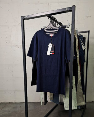 Купить LACOSTE, CALVIN KLEIN, TOMMY HILFIGER, GUESS + 075#19 шт, ЛОТ №9073 оптом в Анадыри и Чукотском АО