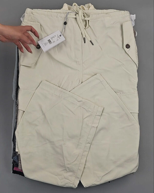 Фотография  859 - CO COUTURE mix 075#25 шт, ЛОТ №9008 оптом в Анадыри и Чукотском АО