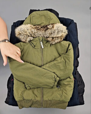 Фотография  284 - Верхняя одежда СТОК дети 065#10 кг, ЛОТ СТ-9343 оптом в Анадыри и Чукотском АО