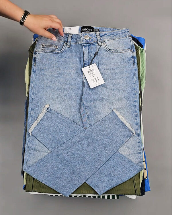 Фотография  859 - PIECES Summer mix 045#15 кг, ЛОТ СТ-9178 оптом в Анадыри и Чукотском АО