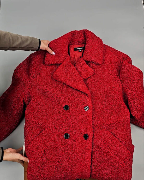 Фотография  667 - Верхняя одежда женская CAN 104#15 кг оптом в Анадыри и Чукотском АО