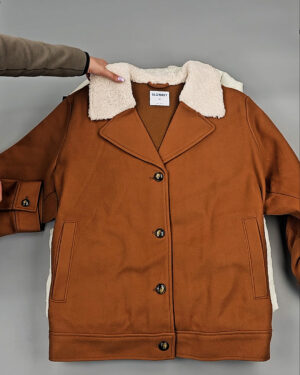 Фотография  954 - Верхняя одежда женская CAN 104#15 кг оптом в Анадыри и Чукотском АО