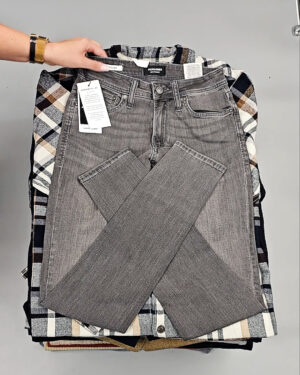 Фотография  436 - Мужской зимний микс JACK JONES, 20 кг, ЛОТ № СТ-9265 оптом в Анадыри и Чукотском АО