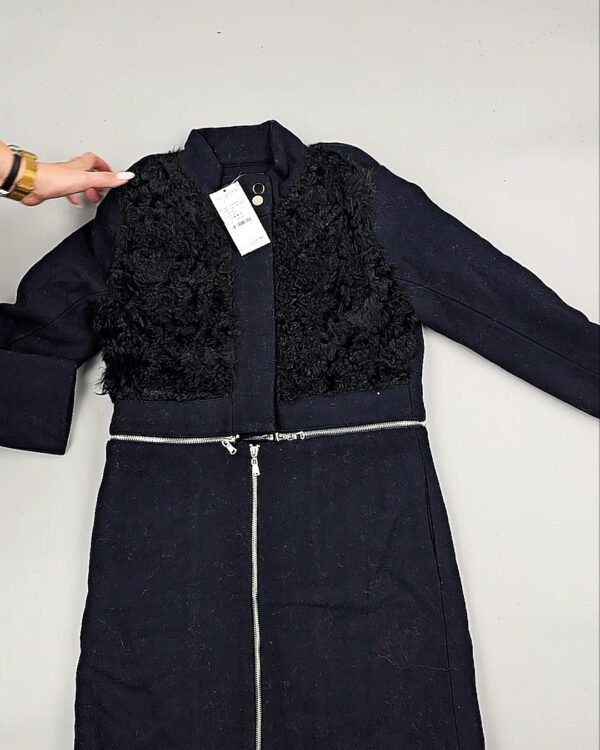 Фотография  292 - Верхняя одежда Корея 085#15 кг, ЛОТ № СТ-9247 оптом в Анадыри и Чукотском АО