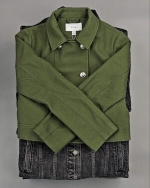 Купить Ветровки Bestseller+DK 035#10 кг, ЛОТ СТ-9399 оптом в Анадыри и Чукотском АО