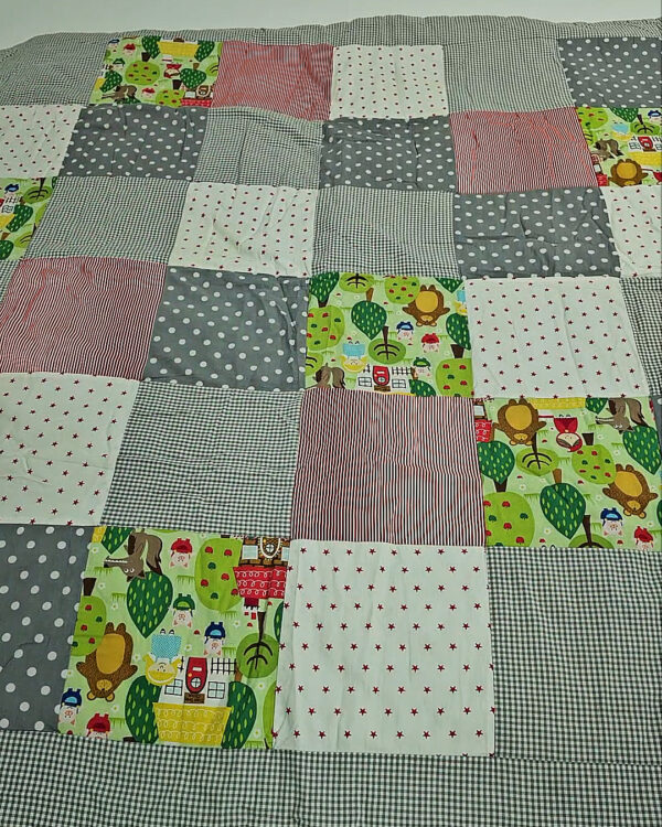 Фотография  911 - Покрывала#12,5 кг, ЛОТ СХ-0186 оптом в Анадыри и Чукотском АО