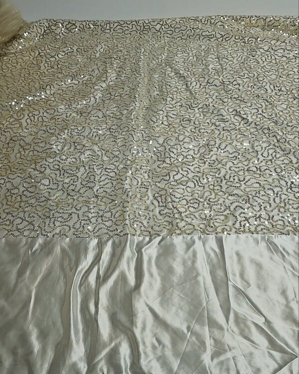 Фотография  329 - Покрывала#12,5 кг, ЛОТ СХ-0186 оптом в Анадыри и Чукотском АО