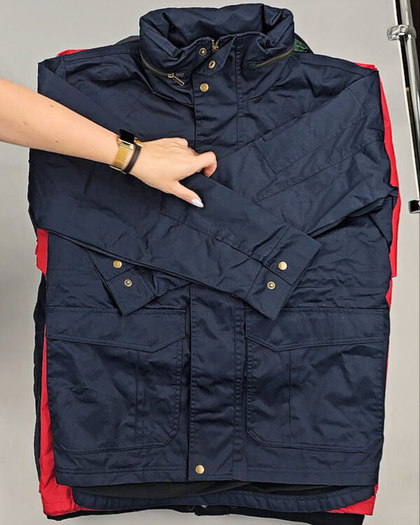 Фотография  914 - Верхняя одежда мужская CAN 104#15 кг, ЛОТ СТ-9441 оптом в Анадыри и Чукотском АО