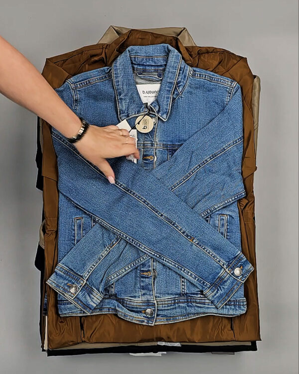 Фотография  863 - Ветровки Bestseller+DK 035#10 кг, ЛОТ СТ-9399 оптом в Анадыри и Чукотском АО