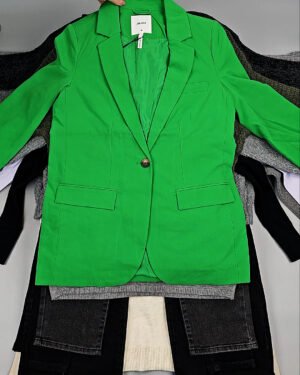 Фотография  118 - Bestseller Winter mix 104#15 кг, ЛОТ № СТ-9526 оптом в Анадыри и Чукотском АО