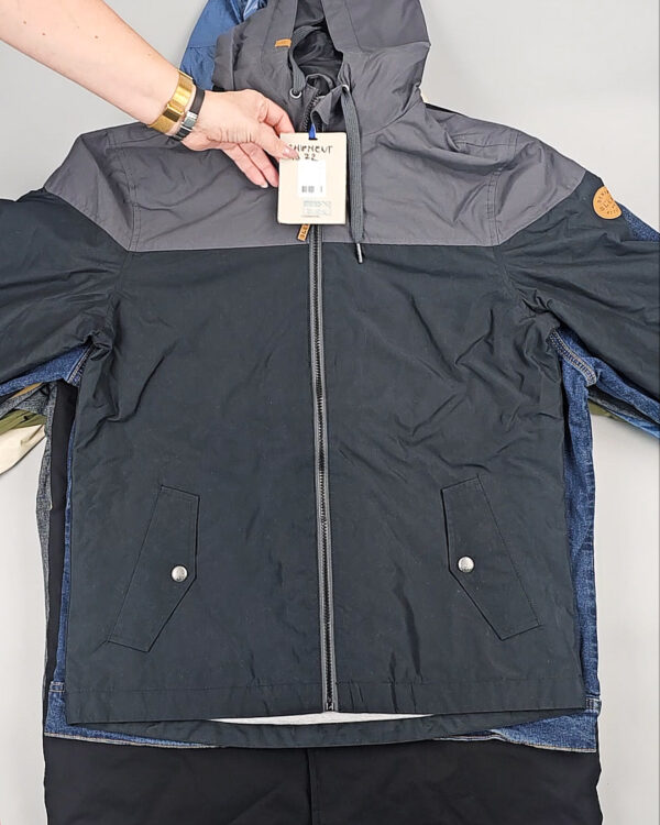 Фотография  482 - Ветровки BLEND HE + 075#10 кг, ЛОТ СТ-9569 оптом в Анадыри и Чукотском АО