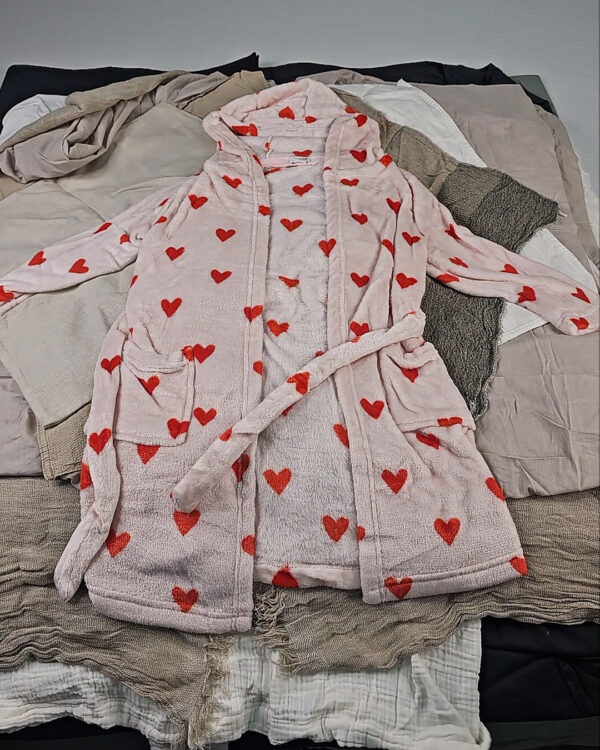 Фотография  369 - Предметы домашнего обихода H&M, 25 кг, ЛОТ №СТ-9566 оптом в Анадыри и Чукотском АО