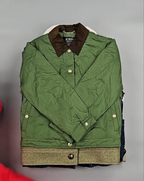 Фотография  179 - Ветровки женские CAN 104#12,7 кг, ЛОТ СТ-9405 оптом в Анадыри и Чукотском АО