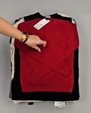 Фотография  211 - Джемпера Корея 085#7 кг, ЛОТ СТ-9415 оптом в Анадыри и Чукотском АО