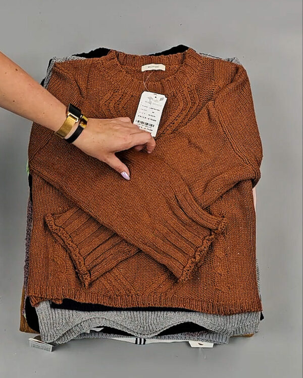 Фотография  536 - Джемпера Корея 085#7 кг, ЛОТ СТ-9412 оптом в Анадыри и Чукотском АО