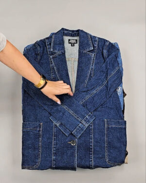 Фотография  788 - Ветровки женские CAN 104#12,7 кг, ЛОТ СТ-9405 оптом в Анадыри и Чукотском АО