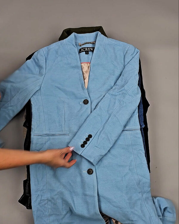 Фотография  234 - Ветровки женские CAN 104#11,5 кг, ЛОТ СТ-9402 оптом в Анадыри и Чукотском АО