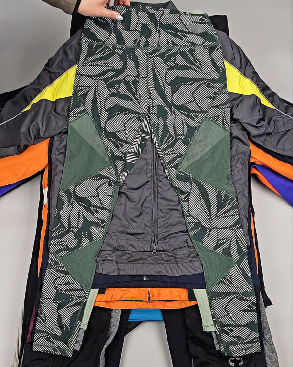 Фотография  372 - Спорт#25 кг, ЛОТ № СХ-0168 оптом в Анадыри и Чукотском АО