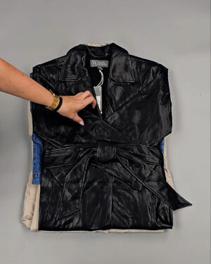 Фотография  797 - Ветровки женские CAN 104#12,4 кг, ЛОТ СТ-9403 оптом в Анадыри и Чукотском АО