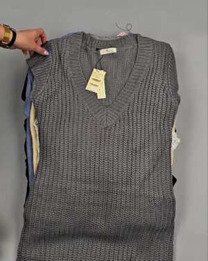 Фотография  883 - Джемпера Корея 085#7 кг, ЛОТ СТ-9415 оптом в Анадыри и Чукотском АО