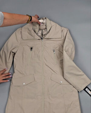 Фотография  741 - Ветровки женские CAN 104#12,4 кг, ЛОТ СТ-9403 оптом в Анадыри и Чукотском АО