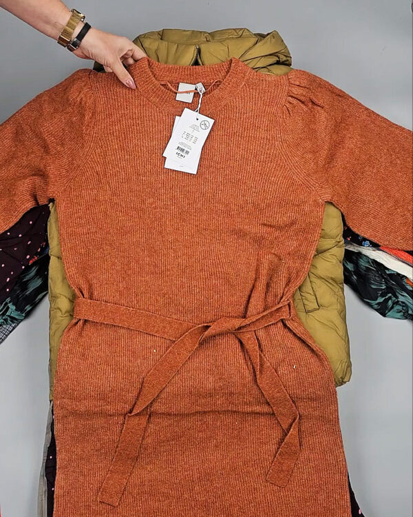 Фотография  665 - ICHI Winter mix 104#15 кг, ЛОТ СТ-9592 оптом в Анадыри и Чукотском АО