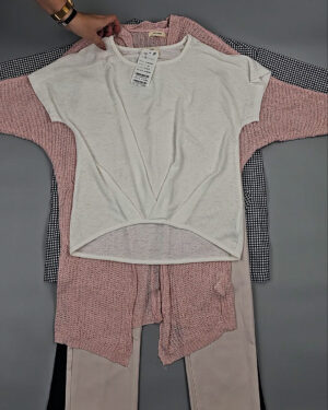 Фотография  487 - Комплекты жен Корея 085#5 кг, ЛОТ СТ-9574 оптом в Анадыри и Чукотском АО