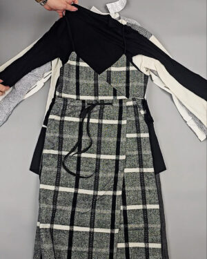 Фотография  931 - Комплекты жен Корея 085#5 кг, ЛОТ СТ-9572 оптом в Анадыри и Чукотском АО