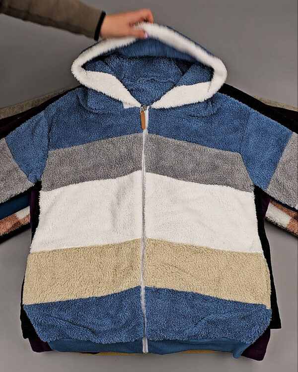 Фотография  684 - Флис#20 кг, ЛОТ № СХ-0176 оптом в Анадыри и Чукотском АО