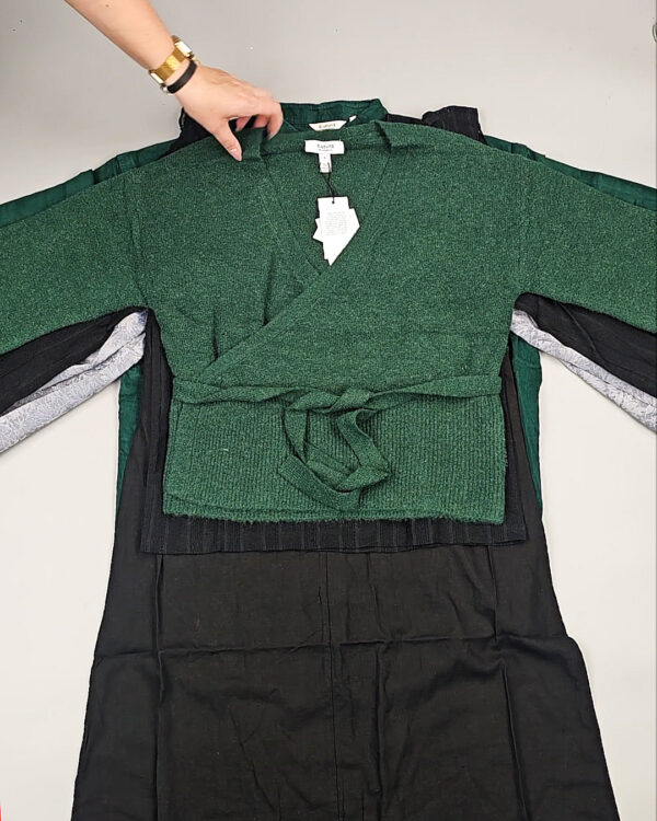 Фотография  878 - B.YOUNG Winter mix 104#15 кг, ЛОТ СТ-9599 оптом в Анадыри и Чукотском АО