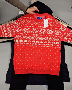 Фотография  944 - Мужской зимний микс JACK JONES, 20 кг, ЛОТ № СТ-9533 оптом в Анадыри и Чукотском АО