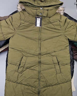 Купить Куртки BESTSELLER зима 045#10 кг, ЛОТ СТ-9827 оптом в Анадыри и Чукотском АО