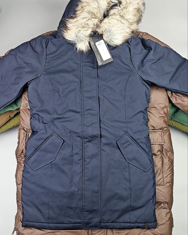 Фотография  959 - Куртки BESTSELLER зима 045#10 кг, ЛОТ СТ-9834 оптом в Анадыри и Чукотском АО