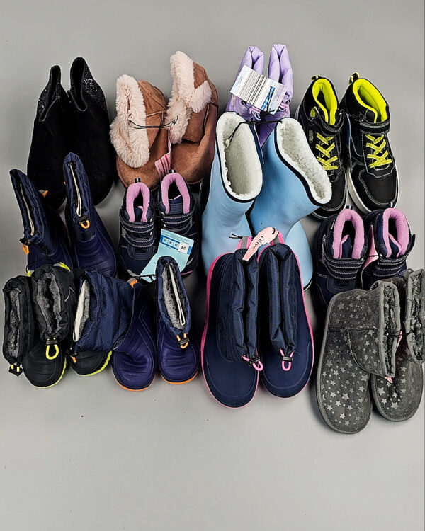 Фотография  179 - Обувь СТОК дети зима 065#6,4 кг, ЛОТ СТ-9662 оптом в Анадыри и Чукотском АО