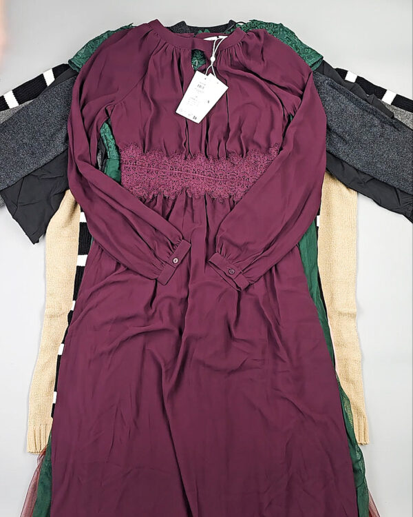 Фотография  993 - Платья VILA Winter 104#7 кг, ЛОТ СТ-9903 оптом в Анадыри и Чукотском АО