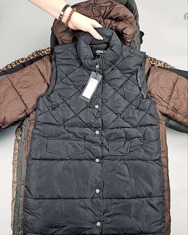 Фотография  345 - Верхняя одежда BESTSELLER Дания#10 кг, ЛОТ СТ-9709 оптом в Анадыри и Чукотском АО