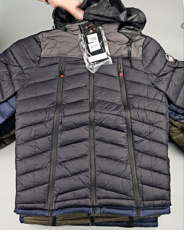 Фотография  932 - Куртки (Herrenjacken G.Norway)#14,8 кг, ЛОТ СТ-9881 оптом в Анадыри и Чукотском АО