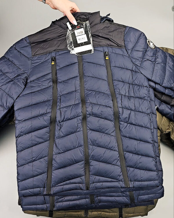 Фотография  145 - Куртки (Herrenjacken G.Norway)#14,4 кг, ЛОТ СТ-9879 оптом в Анадыри и Чукотском АО